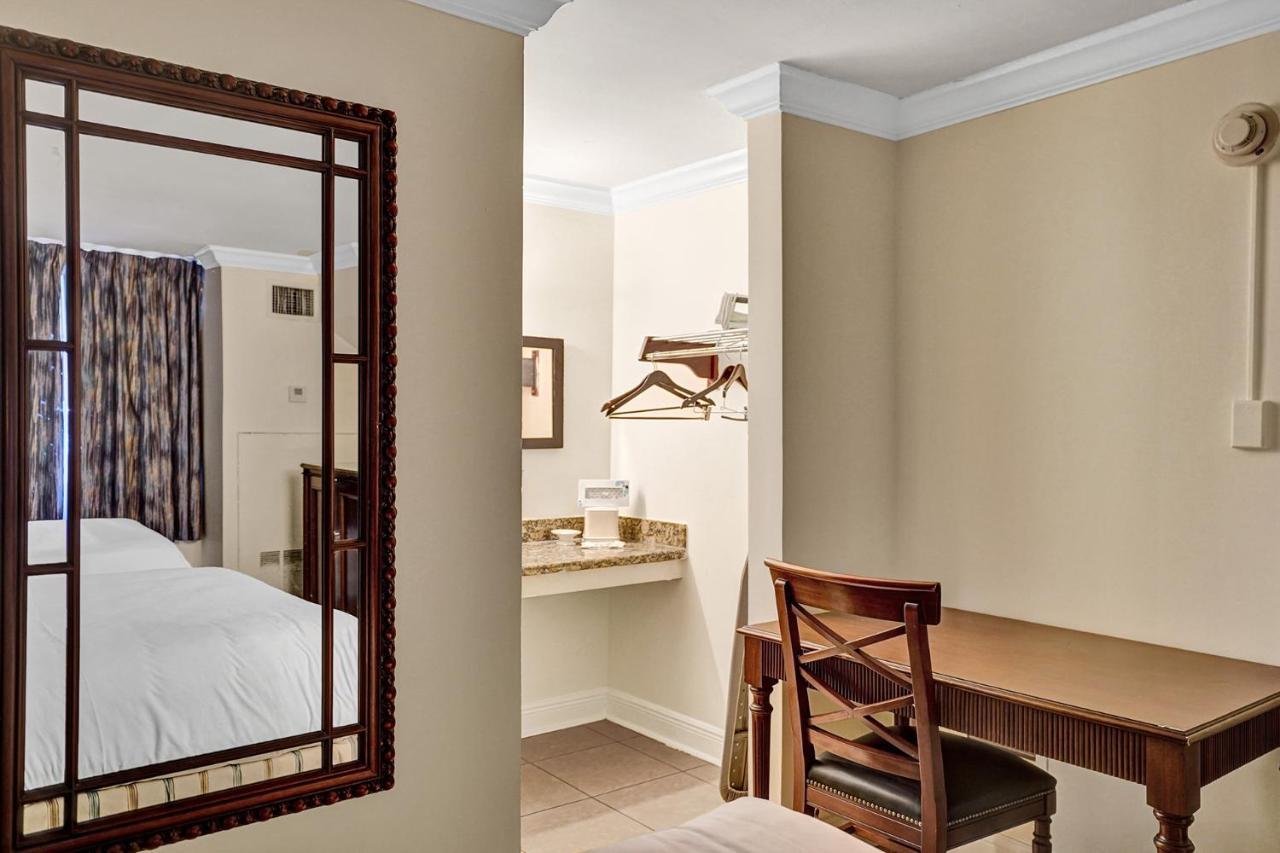 ฟอร์ต ลอเดอร์เดล แกรนด์ โฮเต็ล Hotel โอ๊คแลนด์พาร์ค ภายนอก รูปภาพ
